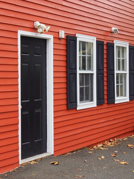 Cost of Red Vinyl Siding Installation in Morrisville